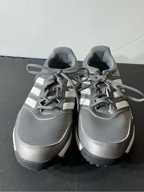 Men's Gray Adidas Athletic Running Shoes - Comfortable Everyday Trainer